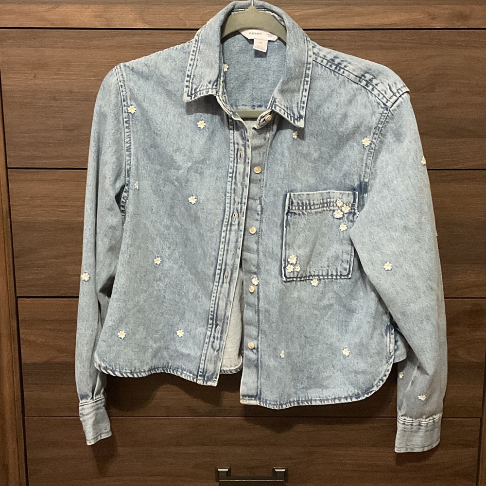 Old Navy Light Blue Cropped Denim Shirt/Jacket